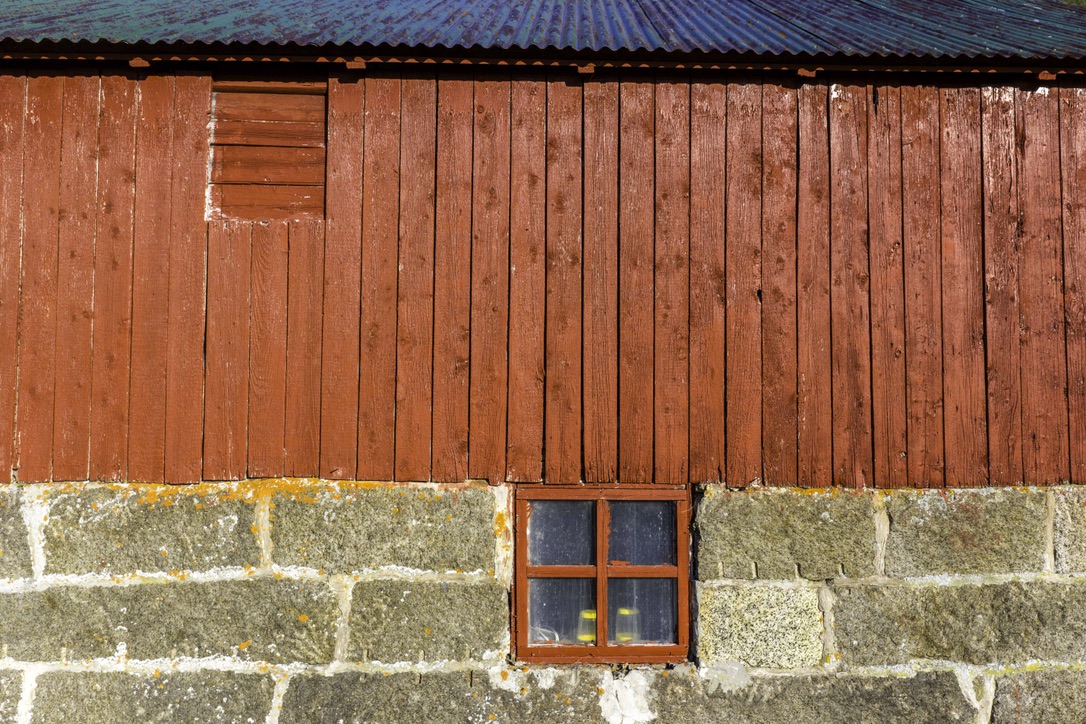 Red barn
